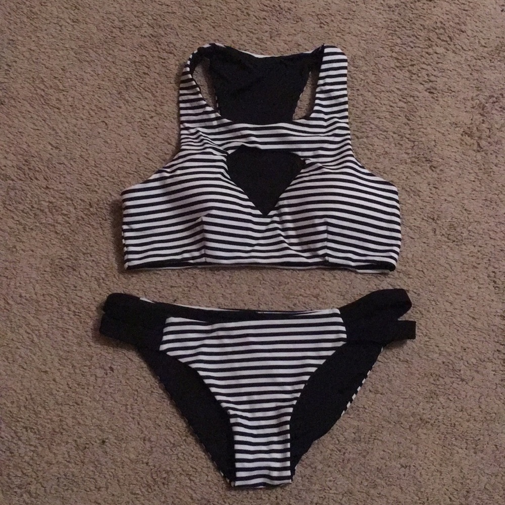 Cupshe Mousse Cake Tank Bikini Set